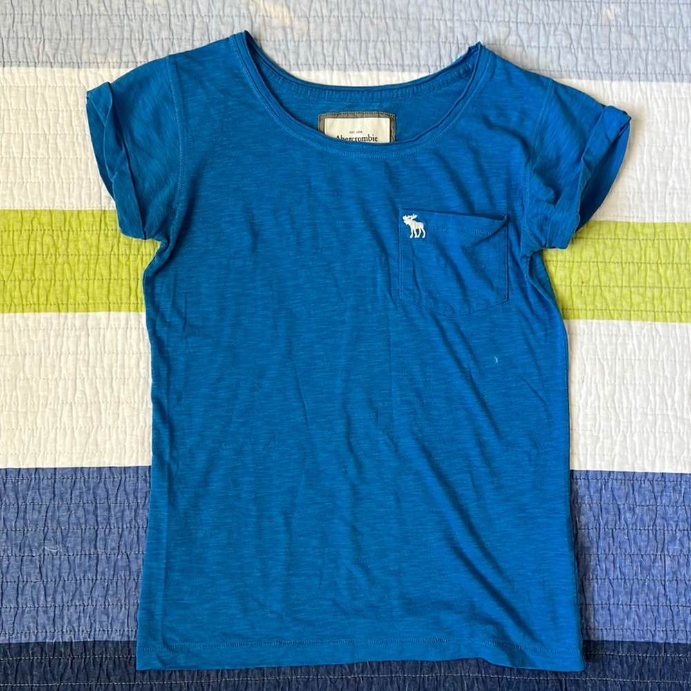 Abercrombie - Blue Pocket Logo Tee